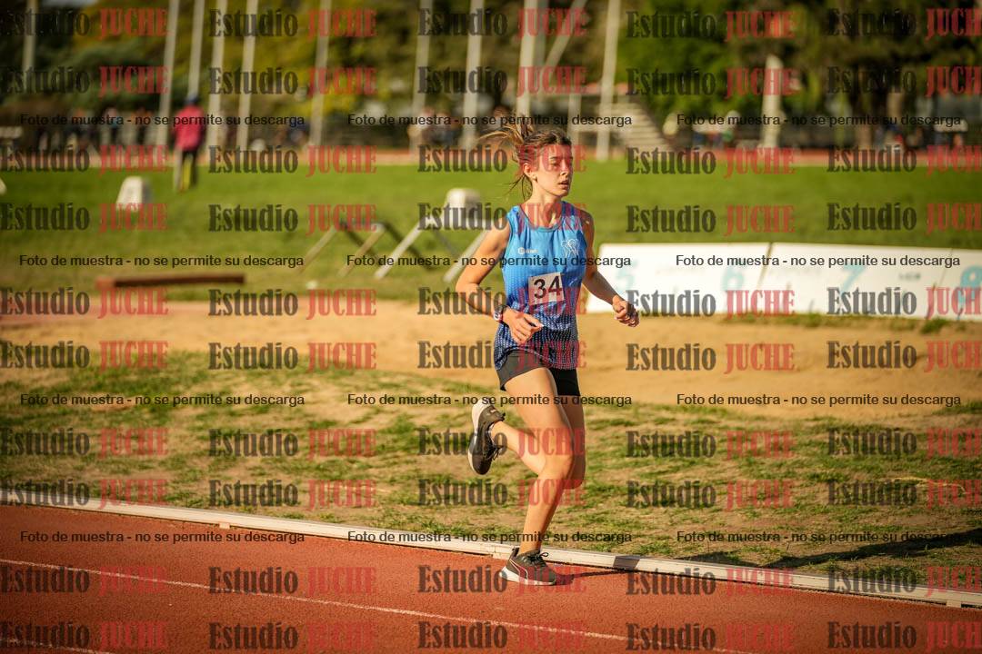 Fotos de los 2400 m llanos de mujeres - U16