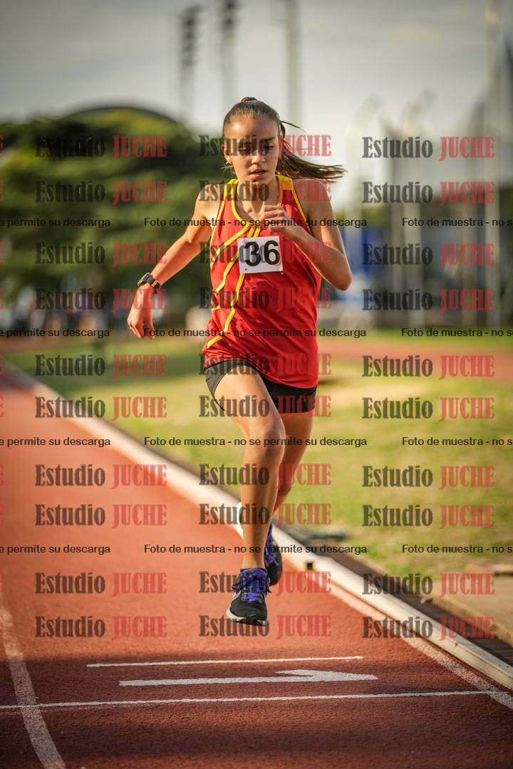 Fotos de los 2400 m llanos de mujeres - U16