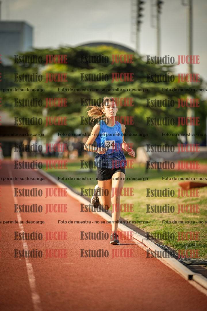 Fotos de los 2400 m llanos de mujeres - U16