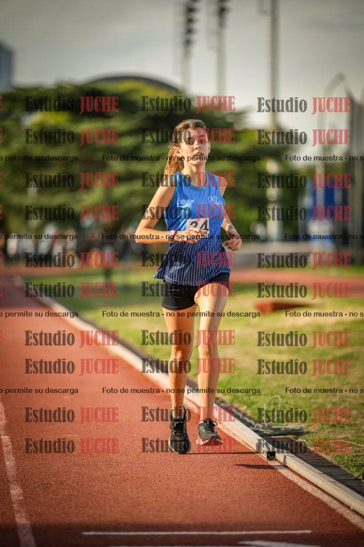 Fotos de los 2400 m llanos de mujeres - U16