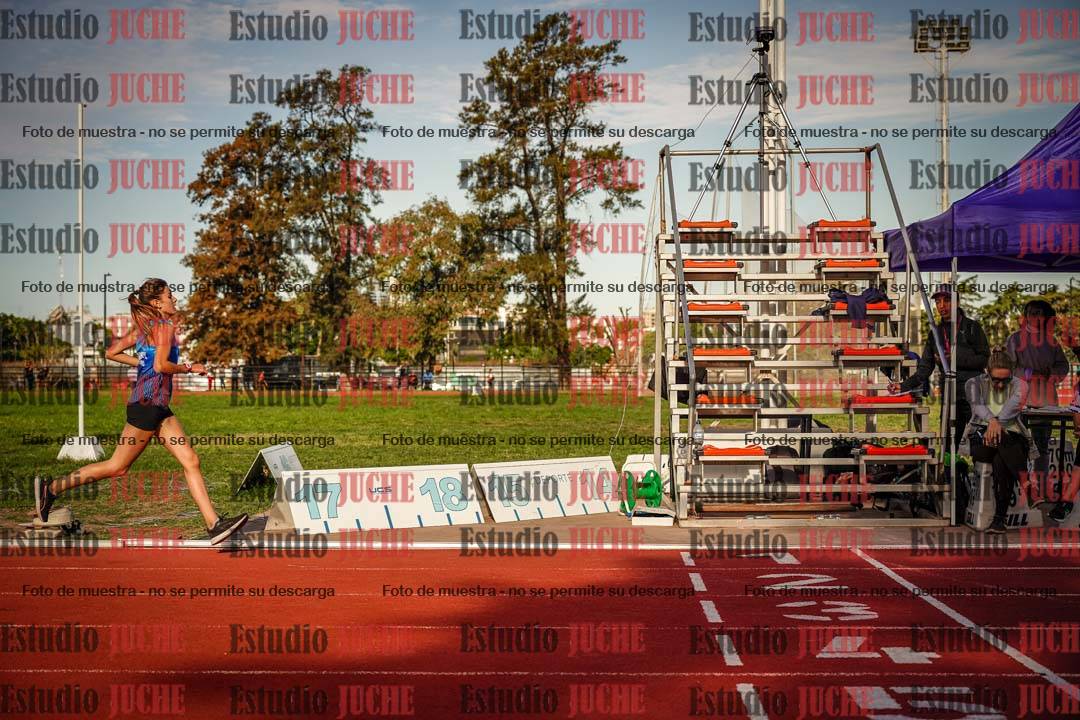 Fotos de los 2400 m llanos de mujeres - U16