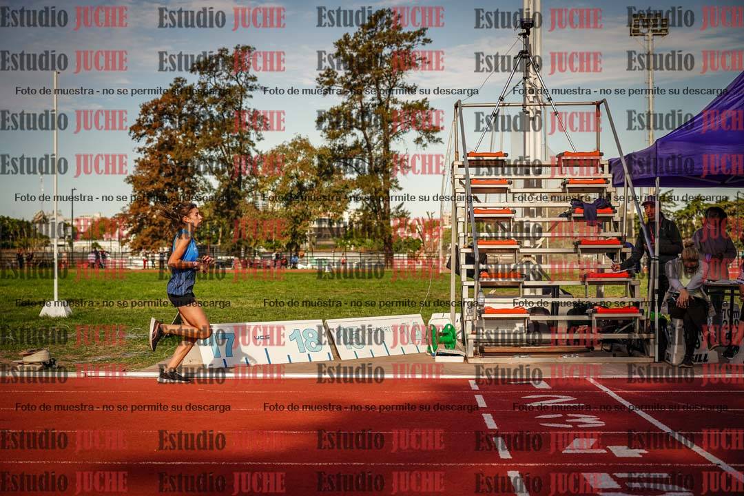 Fotos de los 2400 m llanos de mujeres - U16
