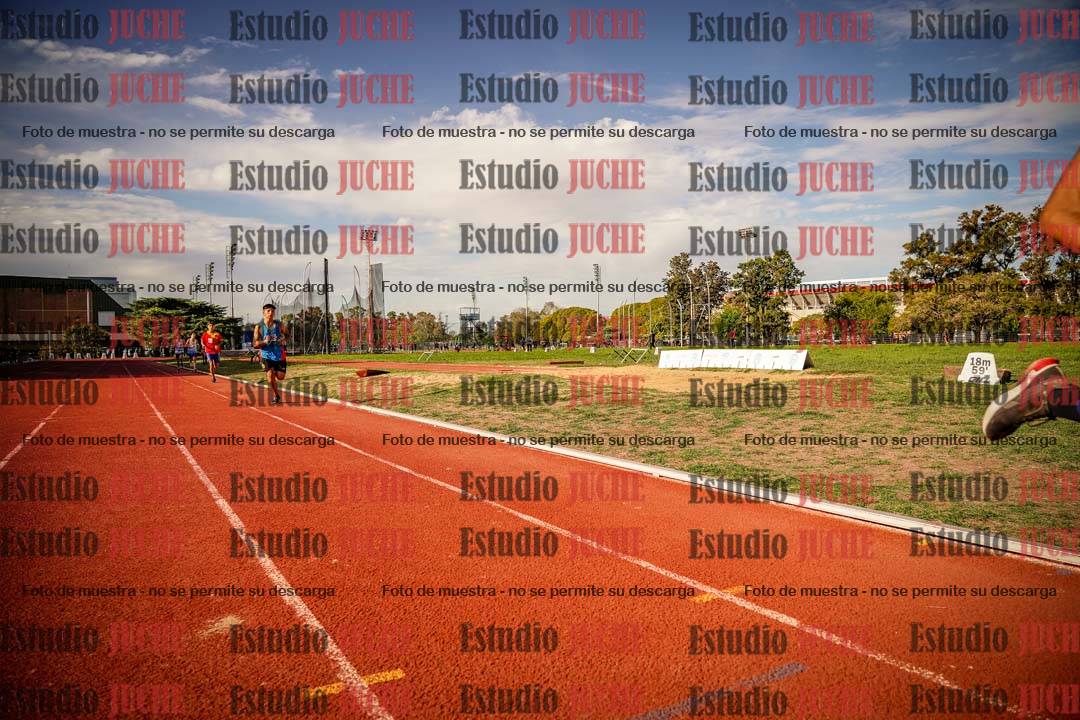Fotos de los 2400 m llanos de varones - U16