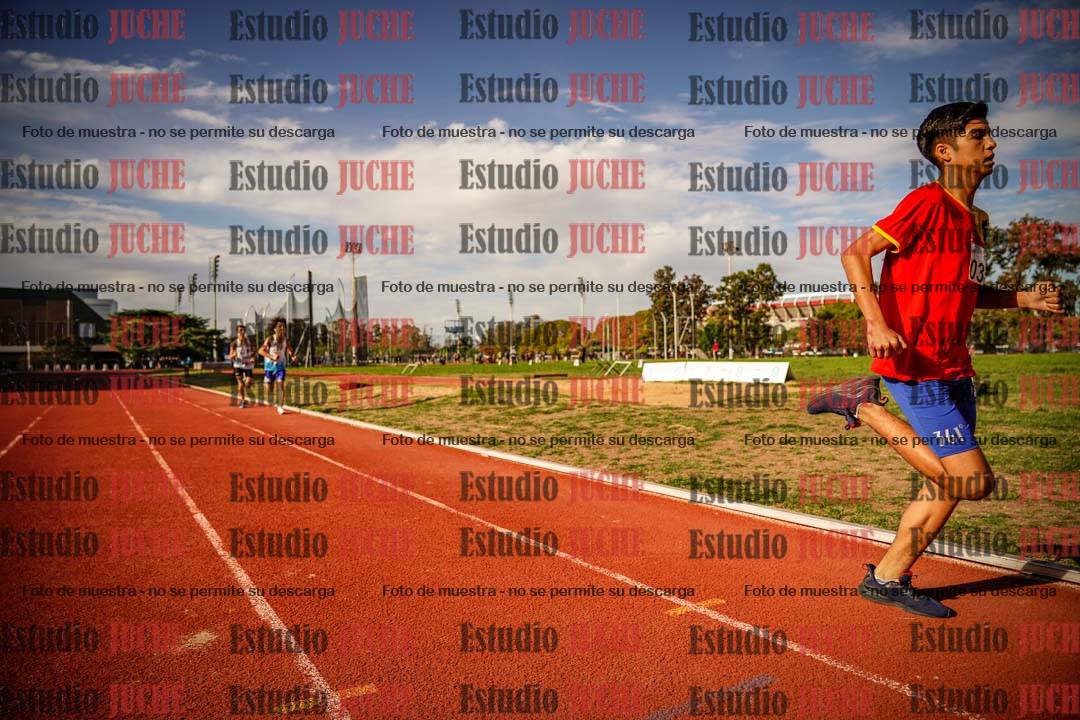 Fotos de los 2400 m llanos de varones - U16