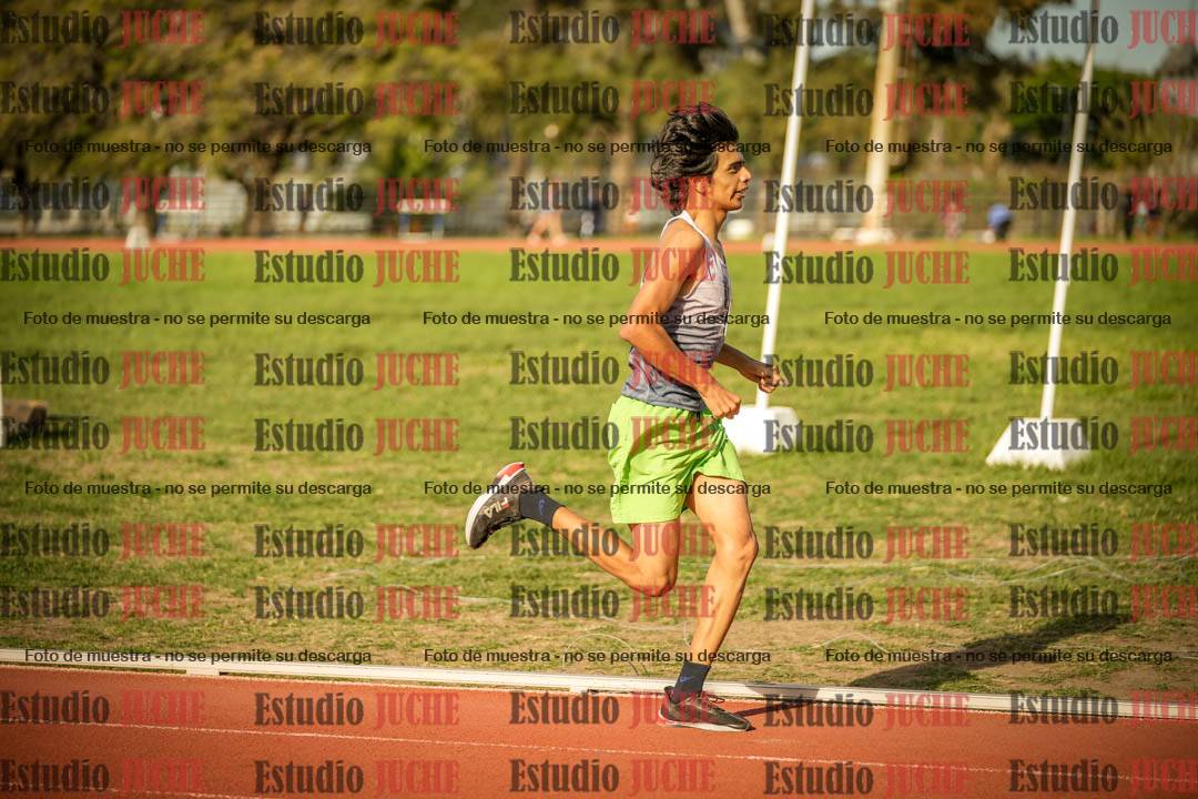Fotos de los 2400 m llanos de varones - U16