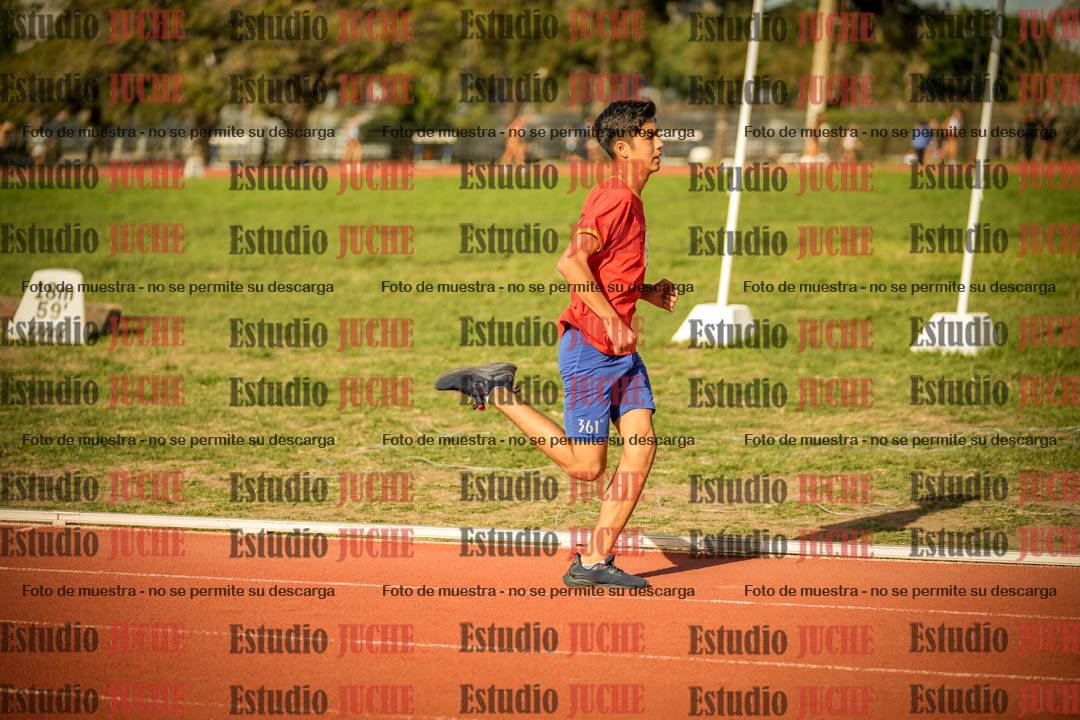 Fotos de los 2400 m llanos de varones - U16