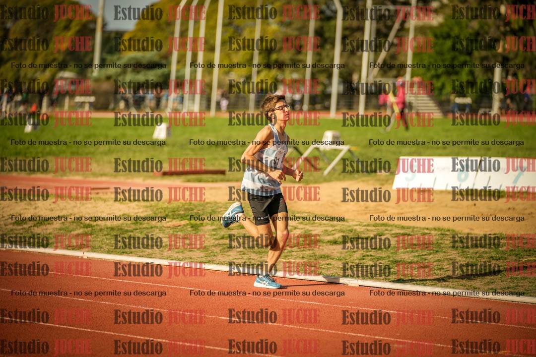 Fotos de los 2400 m llanos de varones - U16