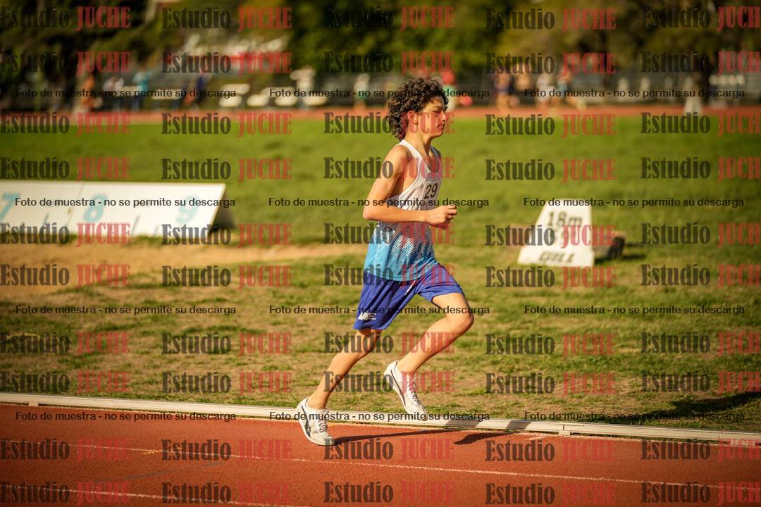 Fotos de los 2400 m llanos de varones - U16