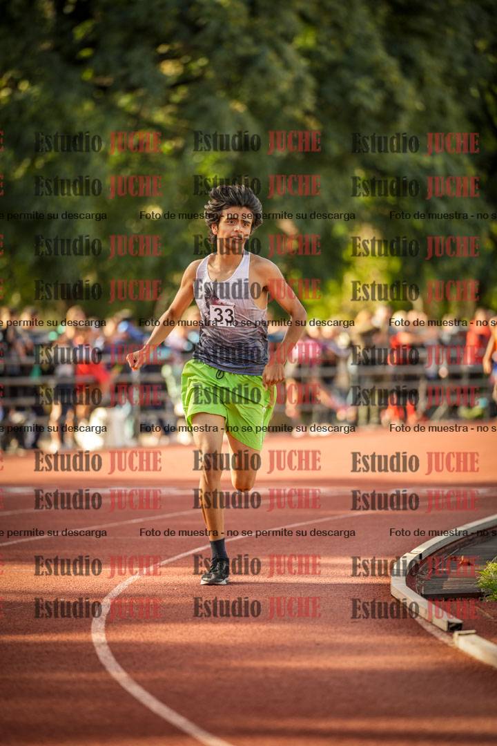 Fotos de los 2400 m llanos de varones - U16
