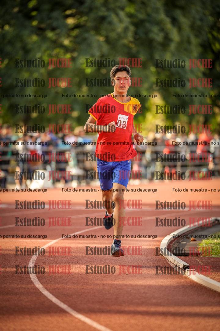 Fotos de los 2400 m llanos de varones - U16