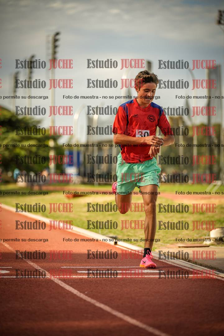 Fotos de los 2400 m llanos de varones - U16