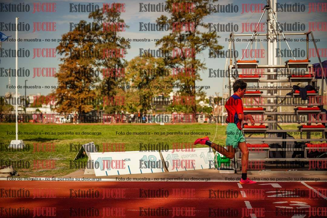 Fotos de los 2400 m llanos de varones - U16