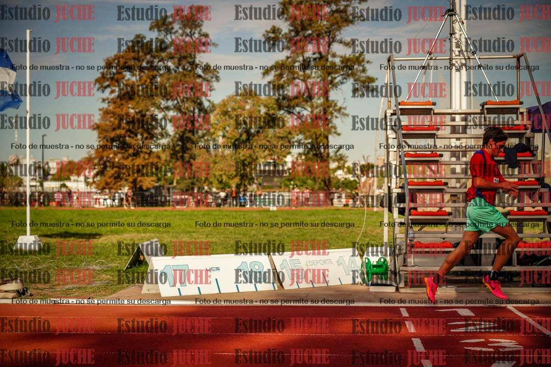 Fotos de los 2400 m llanos de varones - U16