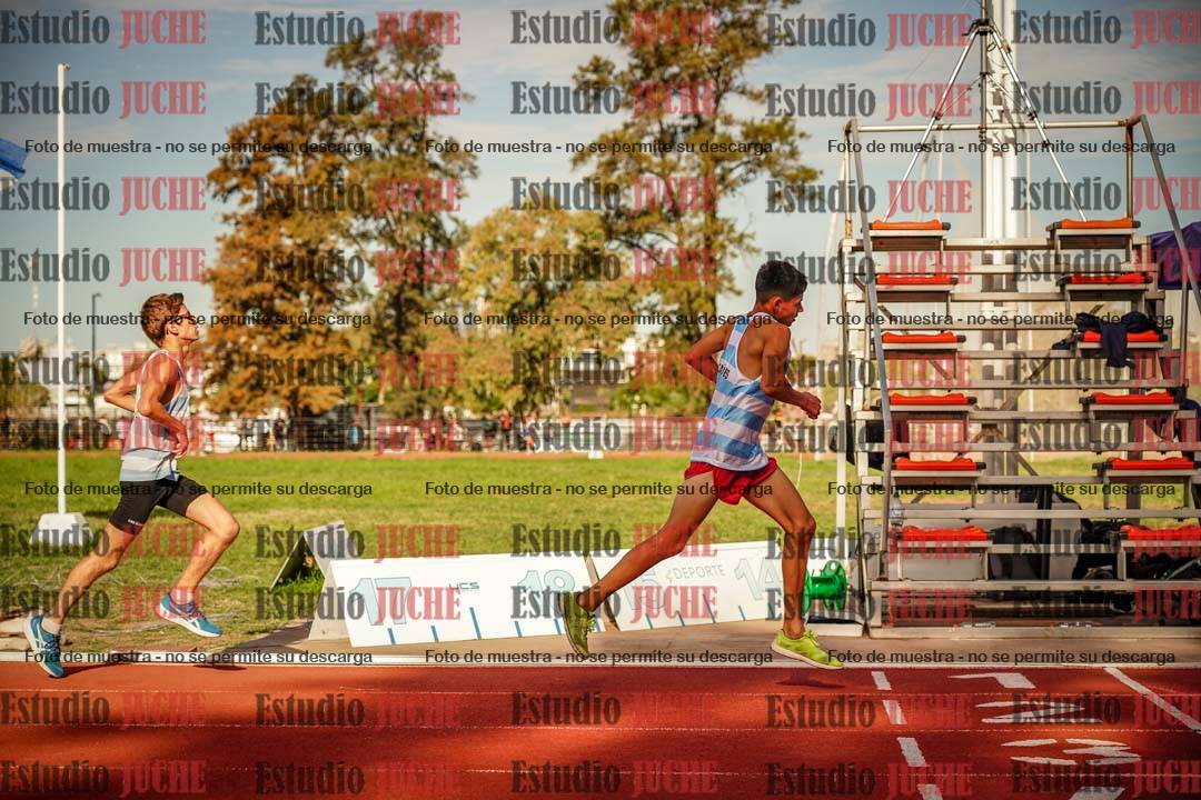 Fotos de los 2400 m llanos de varones - U16