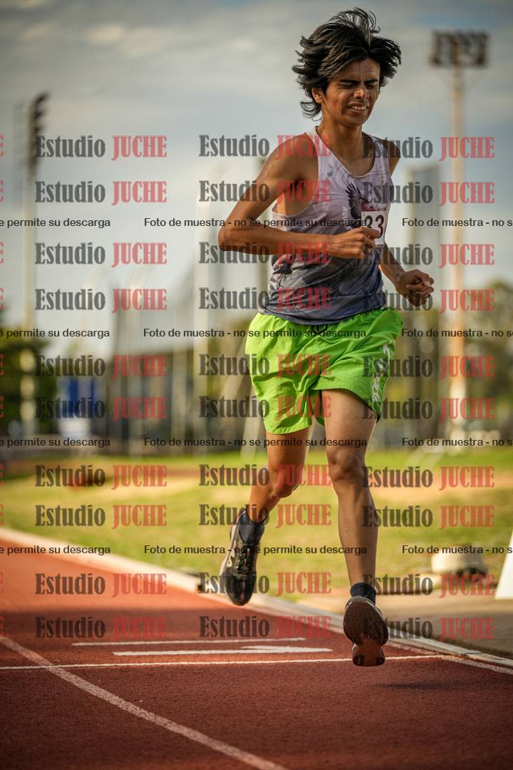 Fotos de los 2400 m llanos de varones - U16
