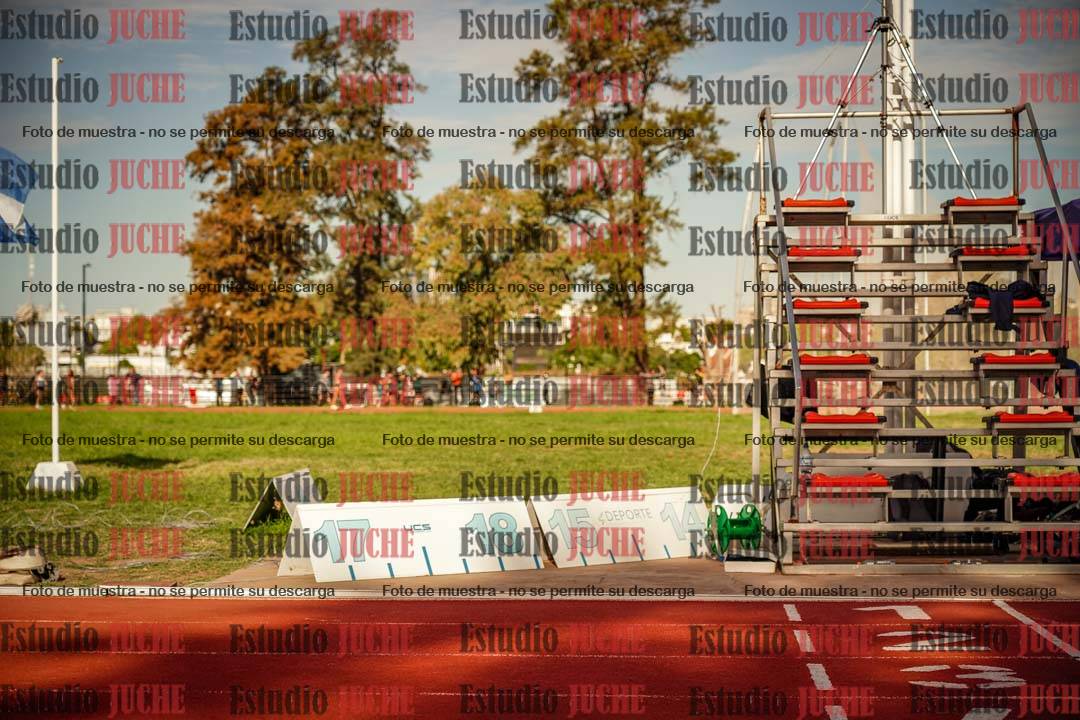 Fotos de los 2400 m llanos de varones - U16