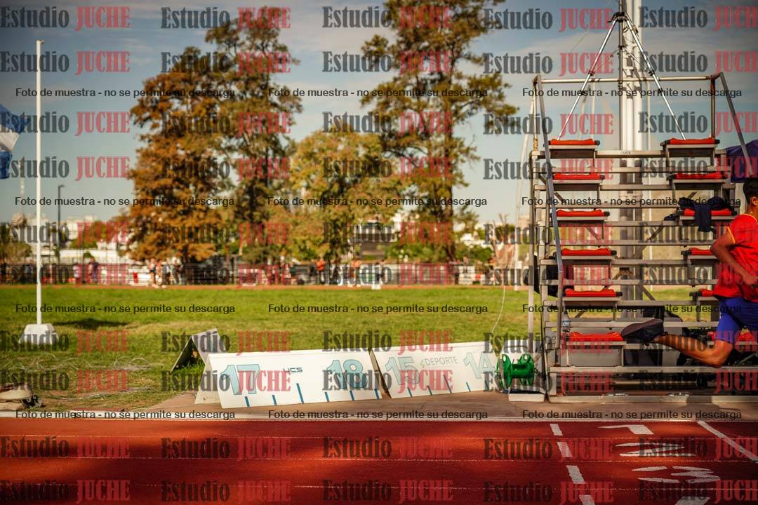 Fotos de los 2400 m llanos de varones - U16