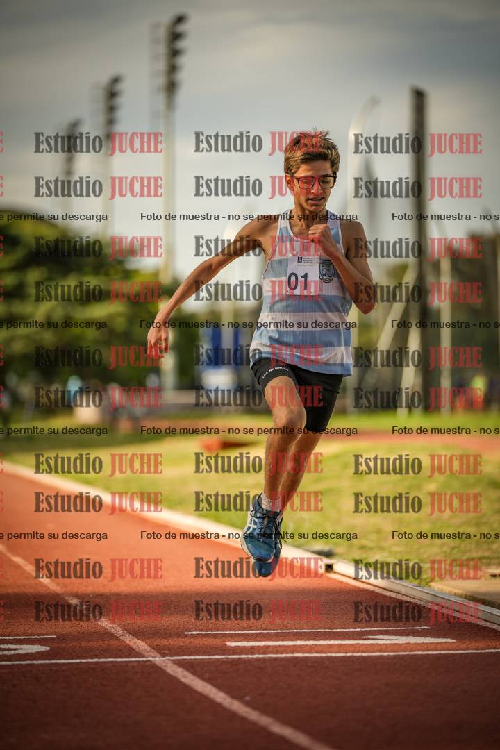 Fotos de los 2400 m llanos de varones - U16