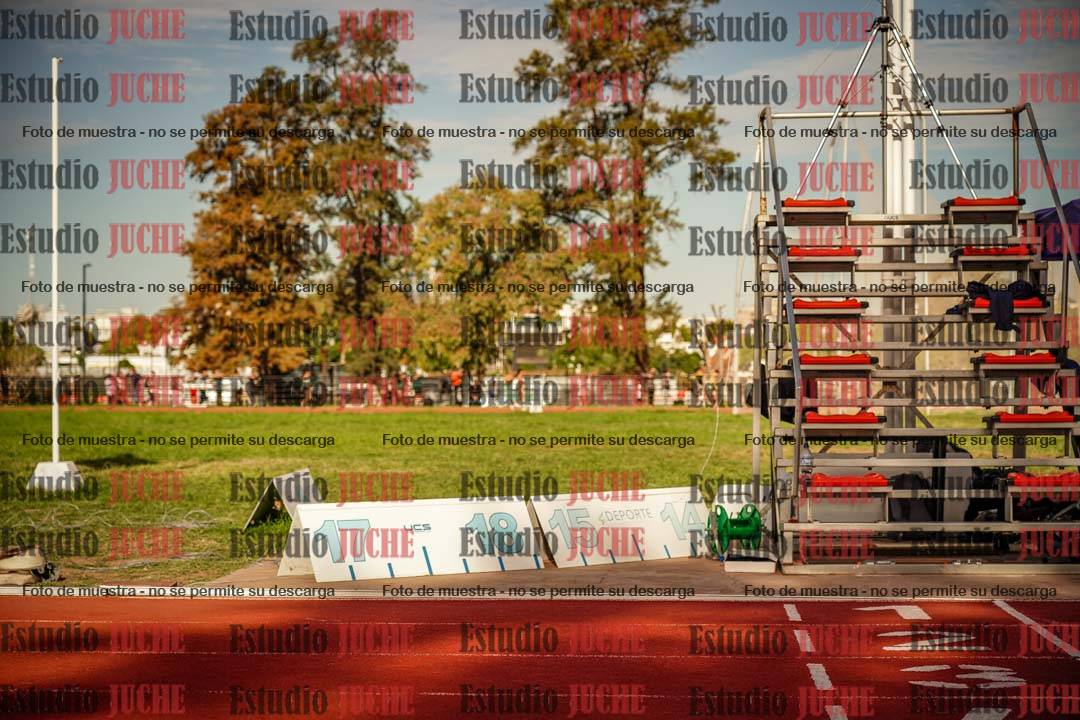 Fotos de los 2400 m llanos de varones - U16