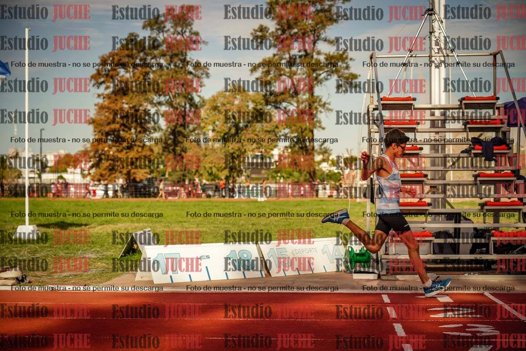 Fotos de los 2400 m llanos de varones - U16