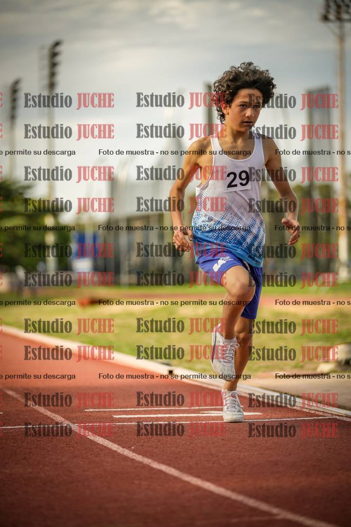 Fotos de los 2400 m llanos de varones - U16