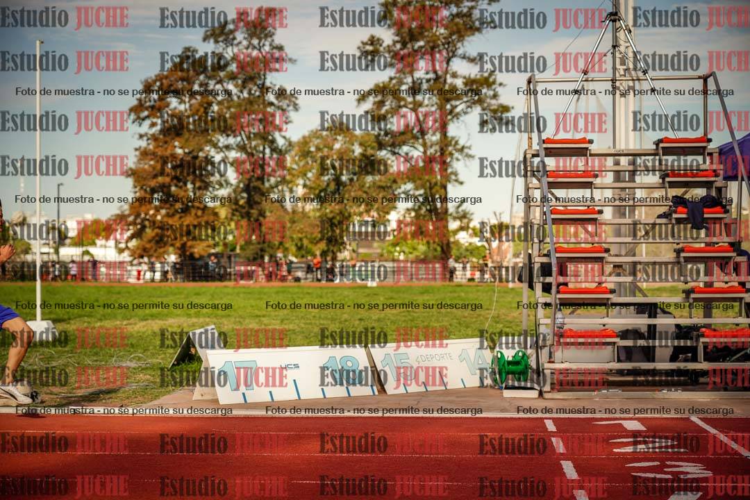Fotos de los 2400 m llanos de varones - U16