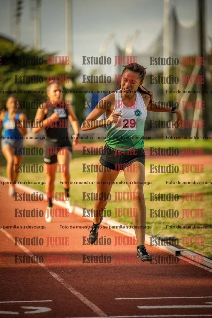 Fotos de los 1500 m llanos de mujeres