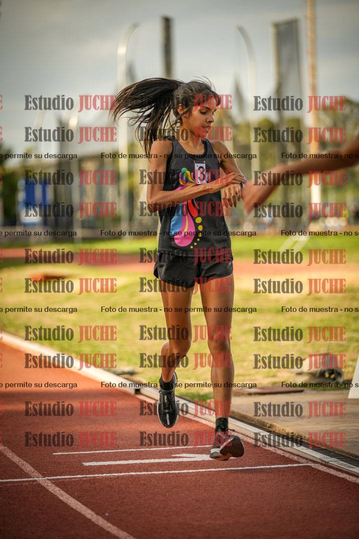 Fotos de los 1500 m llanos de mujeres