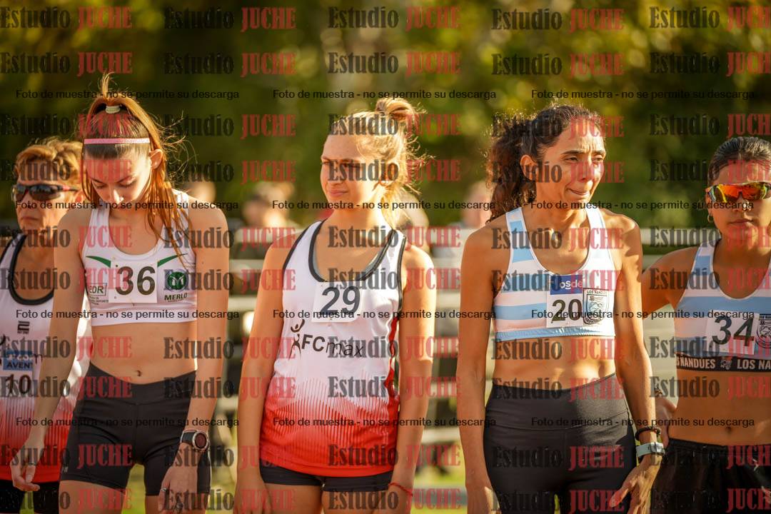 Fotos de los 1500 m llanos de mujeres