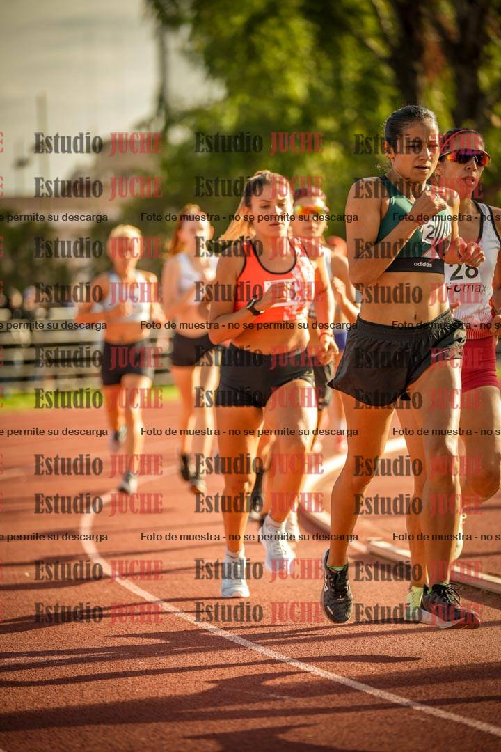 Fotos de los 1500 m llanos de mujeres