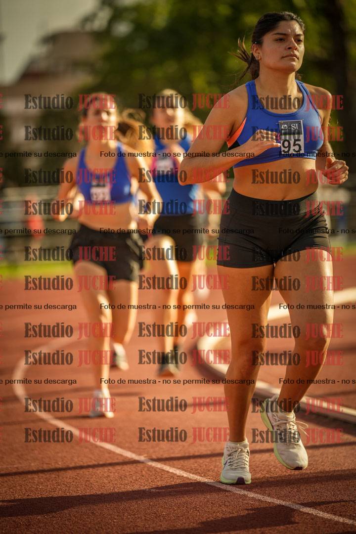 Fotos de los 1500 m llanos de mujeres