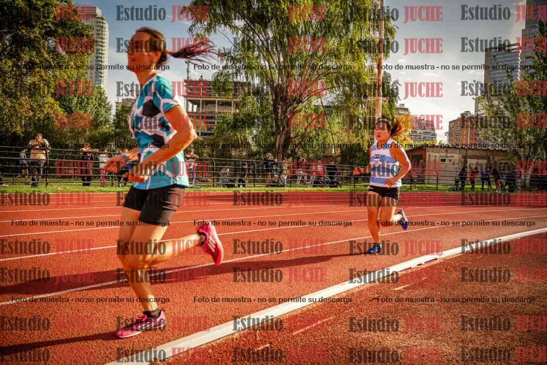 Fotos de los 1500 m llanos de mujeres