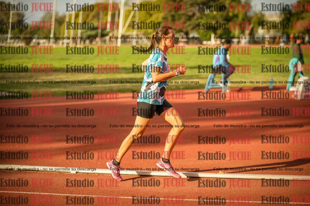 Fotos de los 1500 m llanos de mujeres