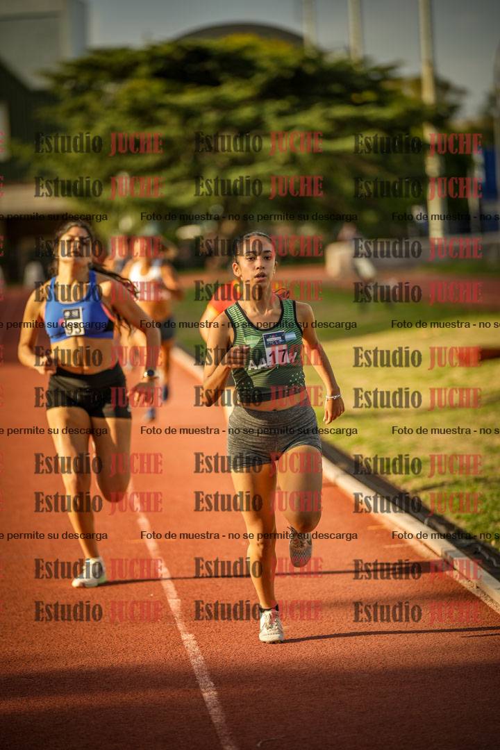 Fotos de los 1500 m llanos de mujeres