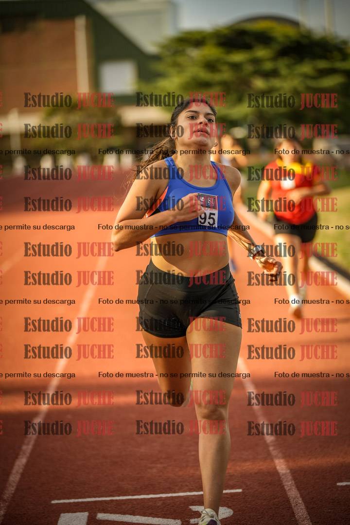 Fotos de los 1500 m llanos de mujeres