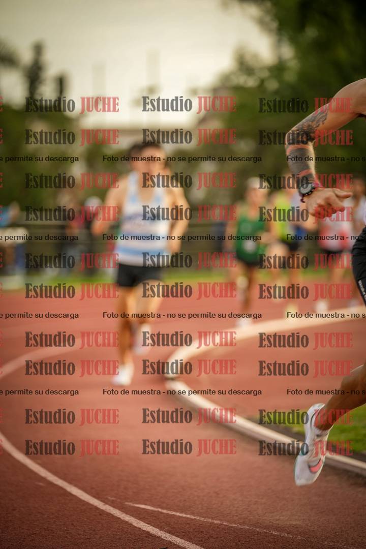 Fotos de los 1500 m llanos de varones