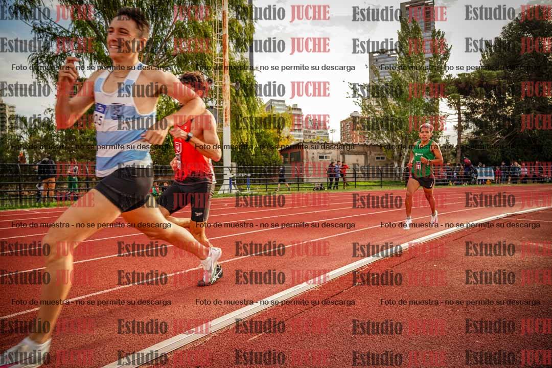 Fotos de los 1500 m llanos de varones