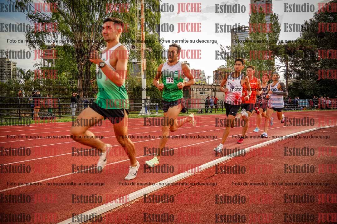Fotos de los 1500 m llanos de varones
