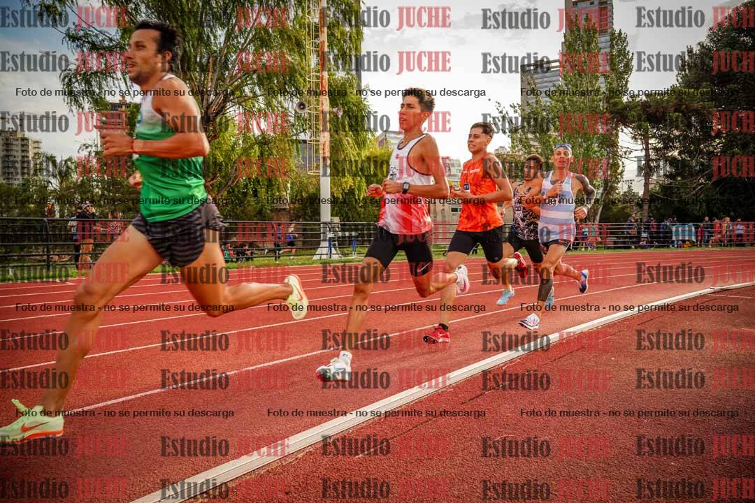 Fotos de los 1500 m llanos de varones