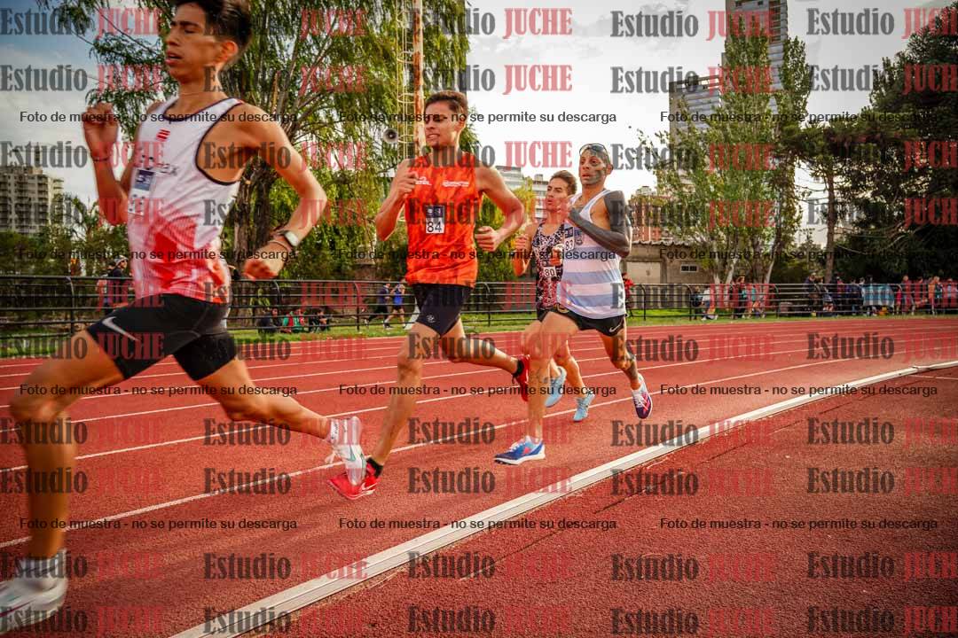 Fotos de los 1500 m llanos de varones