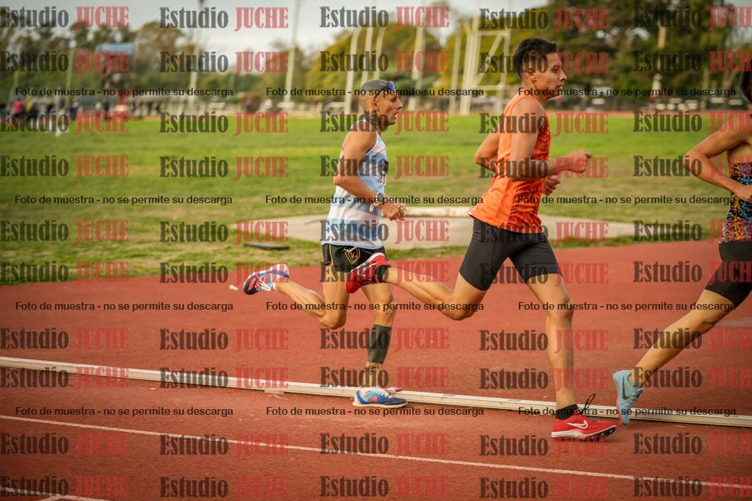 Fotos de los 1500 m llanos de varones