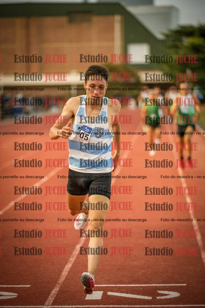 Fotos de los 1500 m llanos de varones