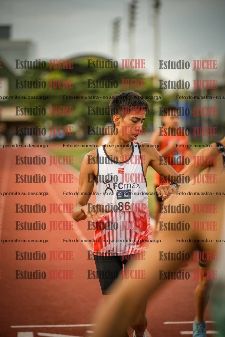 Fotos de los 1500 m llanos de varones