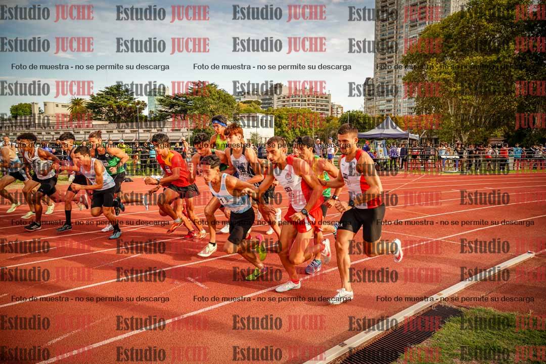Fotos de los 1500 m llanos de varones