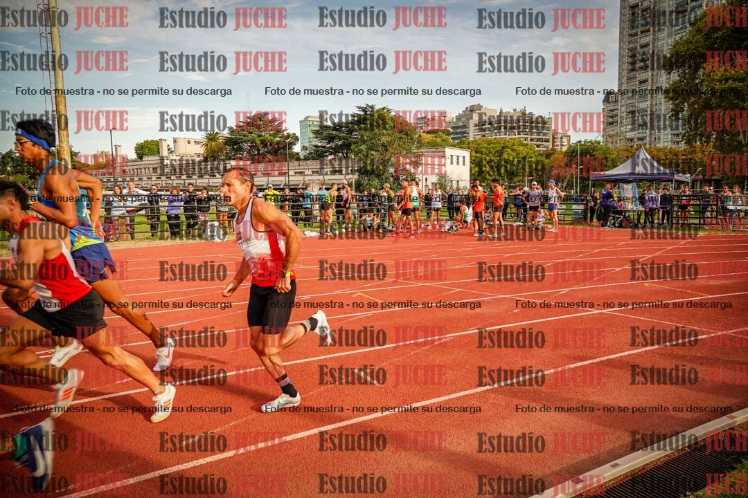 Fotos de los 1500 m llanos de varones