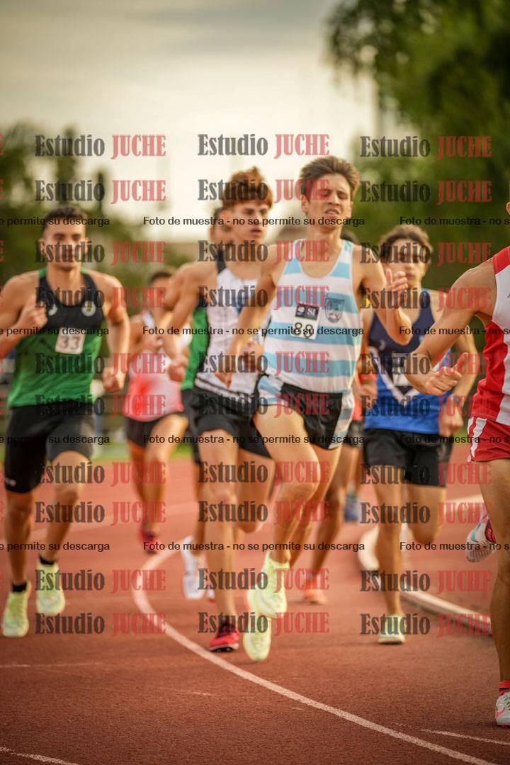 Fotos de los 1500 m llanos de varones