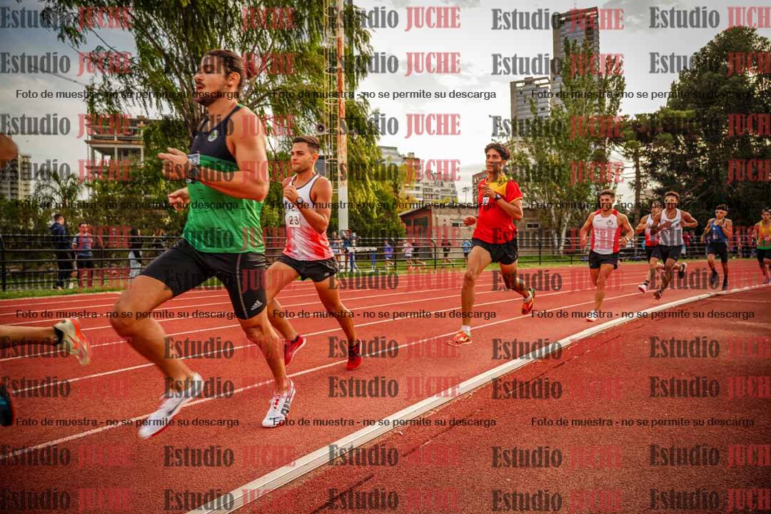 Fotos de los 1500 m llanos de varones