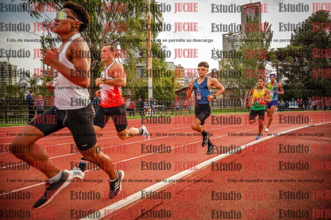 Fotos de los 1500 m llanos de varones