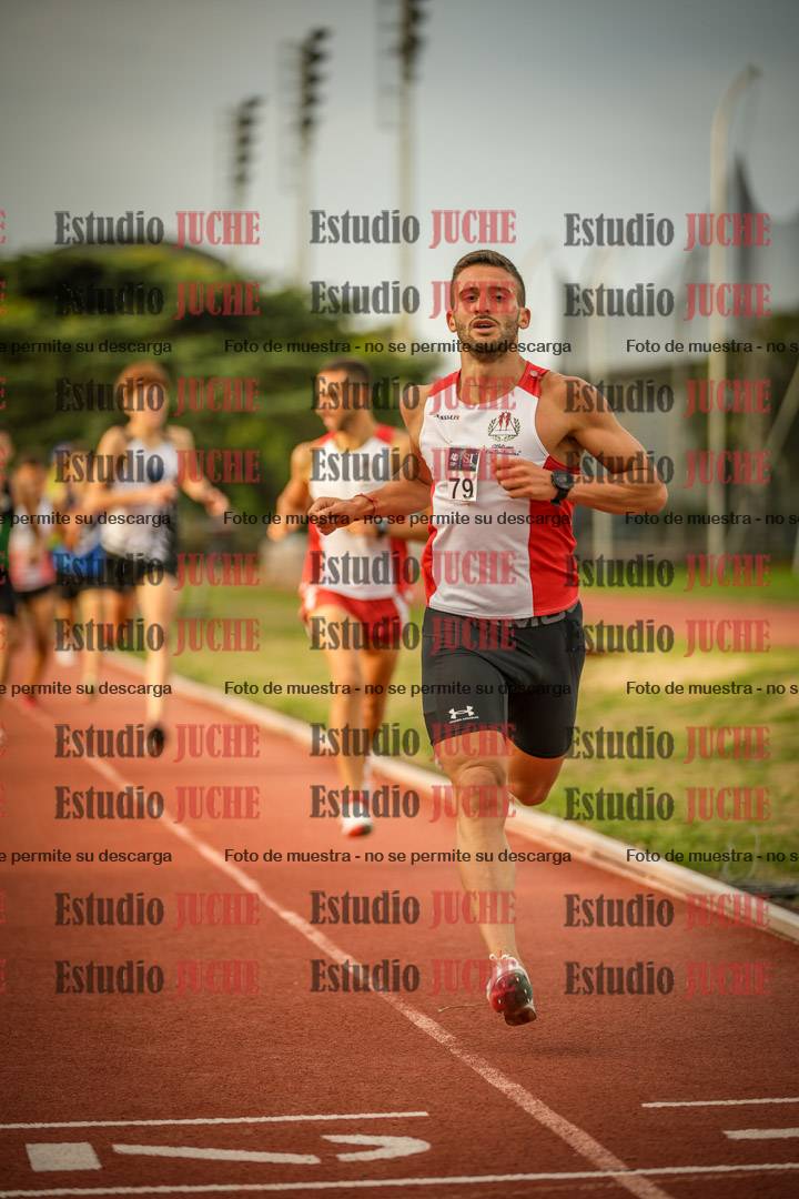 Fotos de los 1500 m llanos de varones