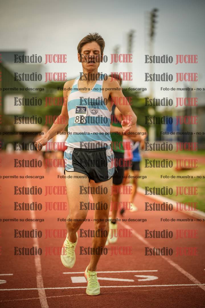 Fotos de los 1500 m llanos de varones